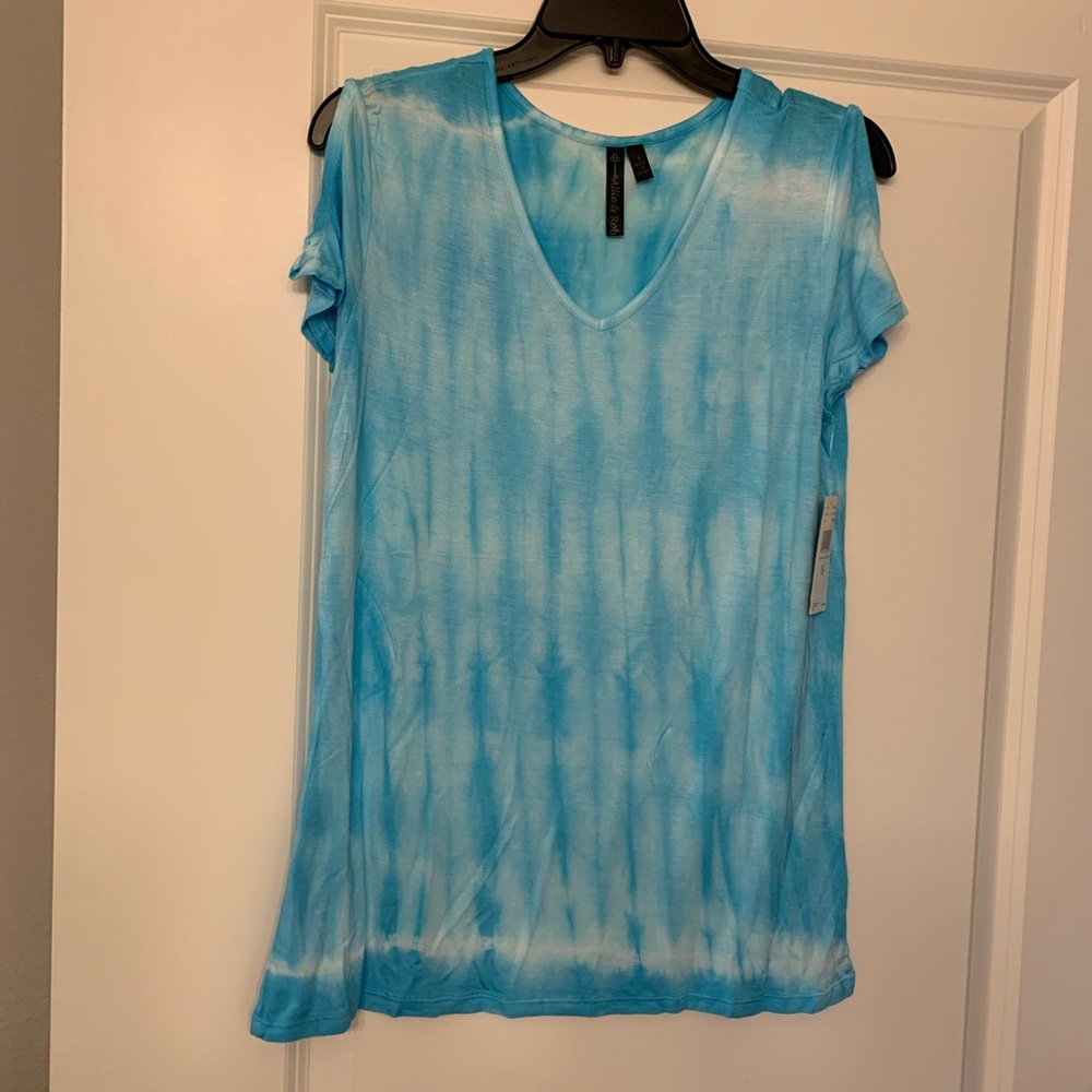 Allie & Rob blue tie dye tunic top